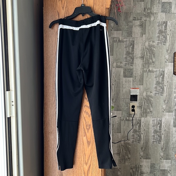 Mens Adidas joggers - Picture 4 of 5